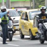 ¿Es ilegal transitar con el parabrisas roto?