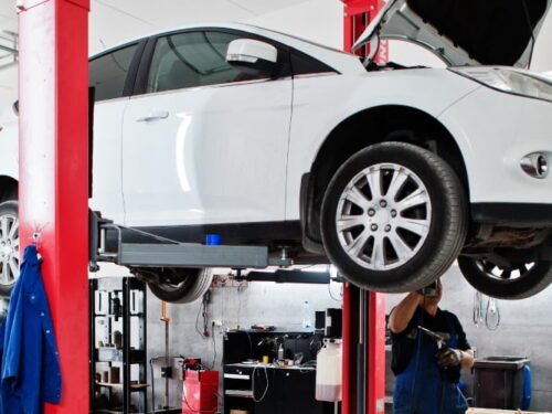 ¿Afecta un parabrisas dañado la revisión técnico-mecánica en Colombia?